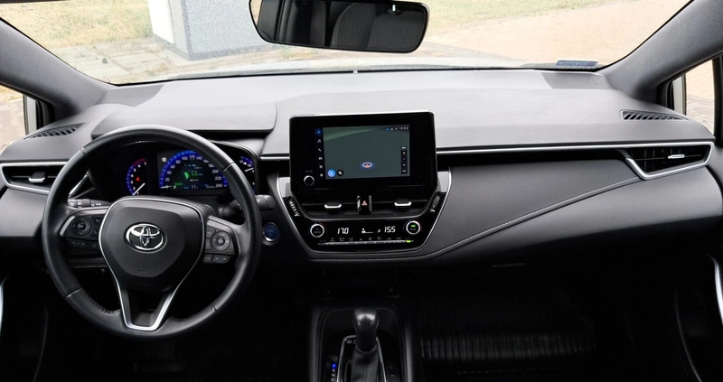 Toyota Corolla cena 117900 przebieg: 39079, rok produkcji 2022 z Łobżenica małe 154
